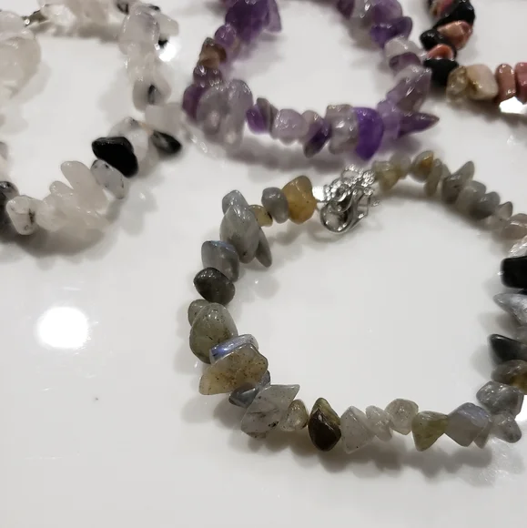 NWOT set of 4 natural stone beaded bracelets - Picture 5 of 6